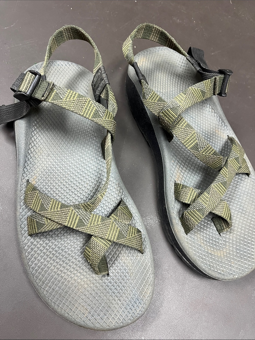 Chaco Men's Olive Green Strappy Outdoor Sandals Sz. 12